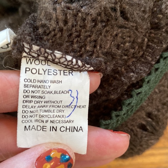 Vintage Knit Shrug - Picture 6 of 6